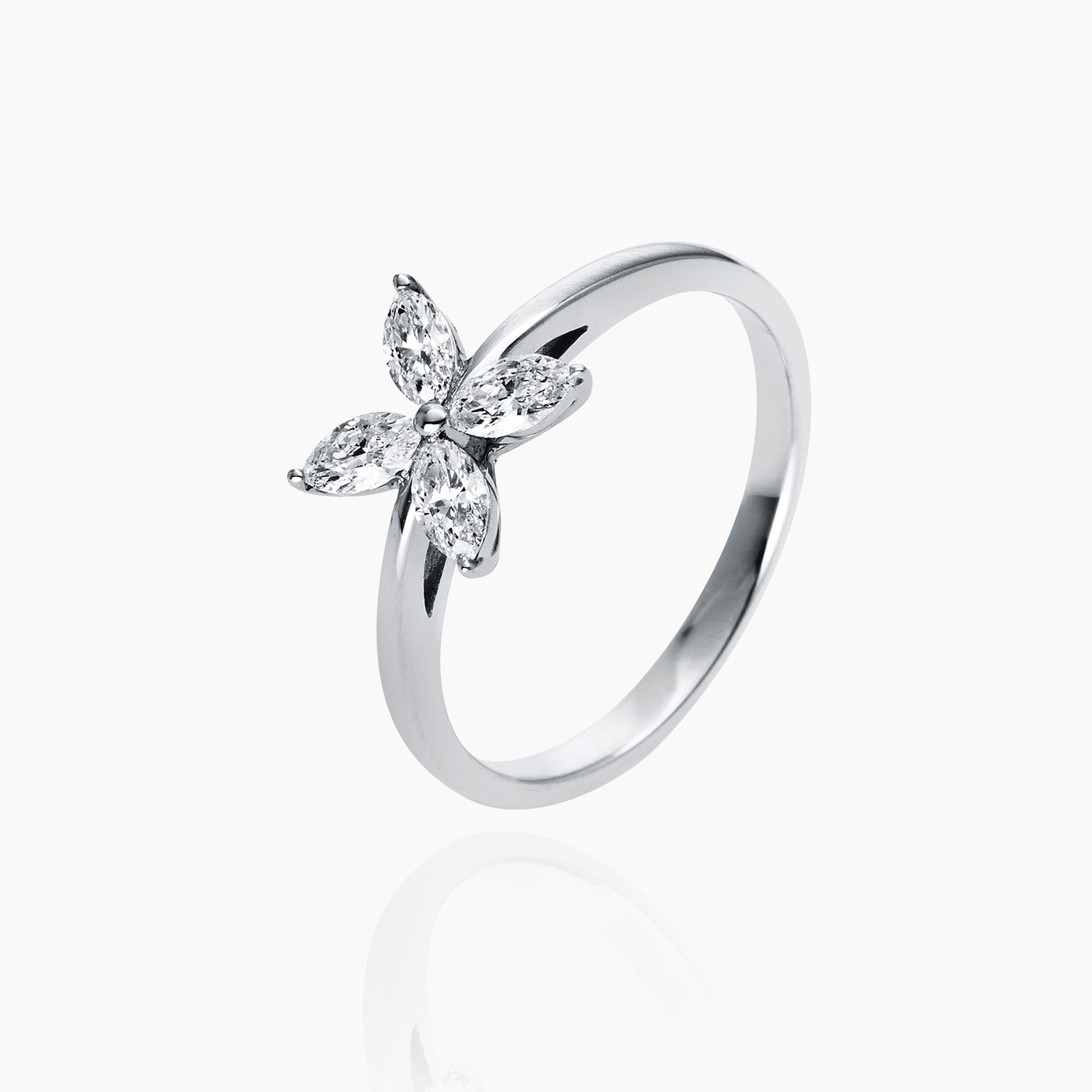 Blossom Ring Navetteschliff